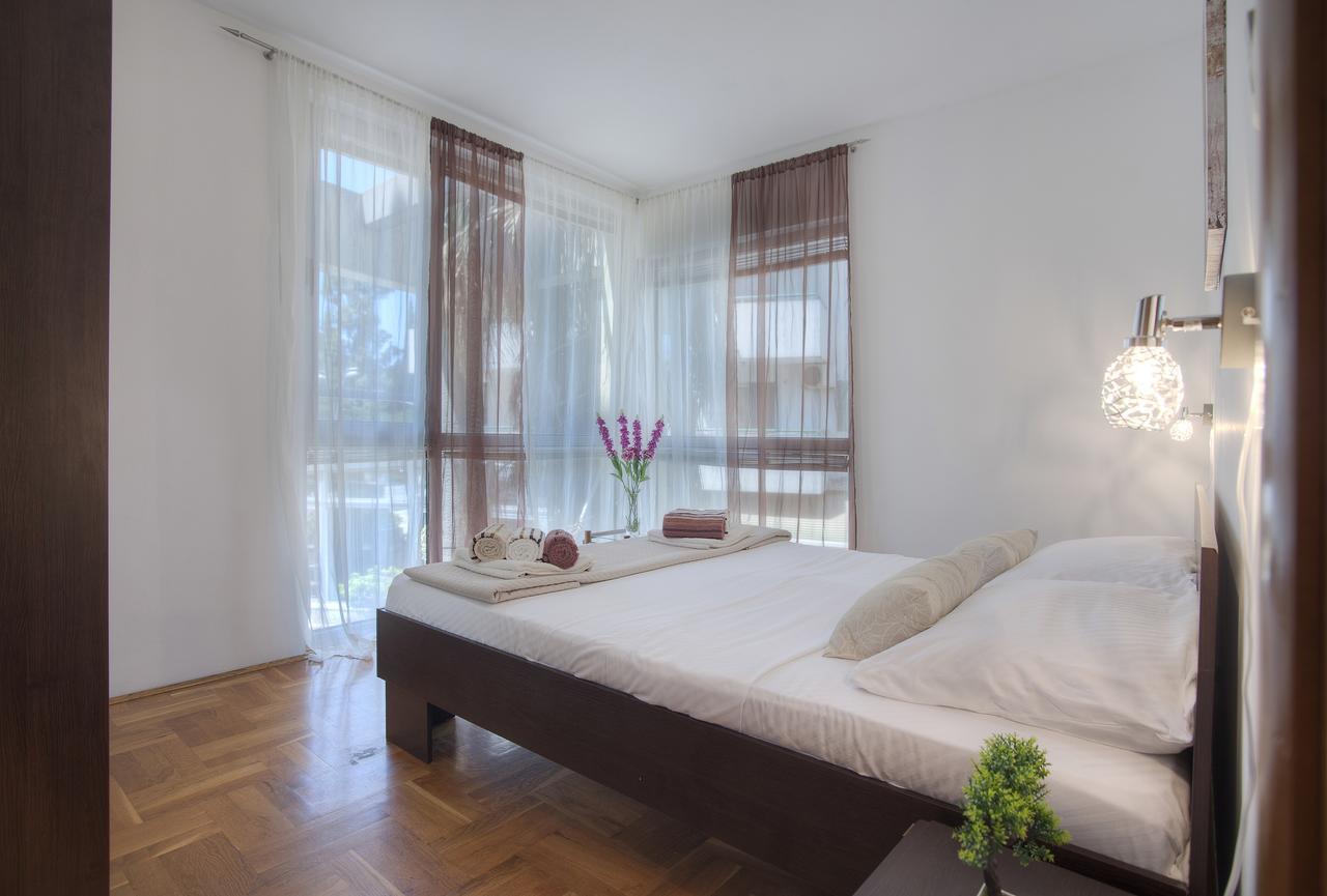 Apartment Dobrljanin Lux Budva