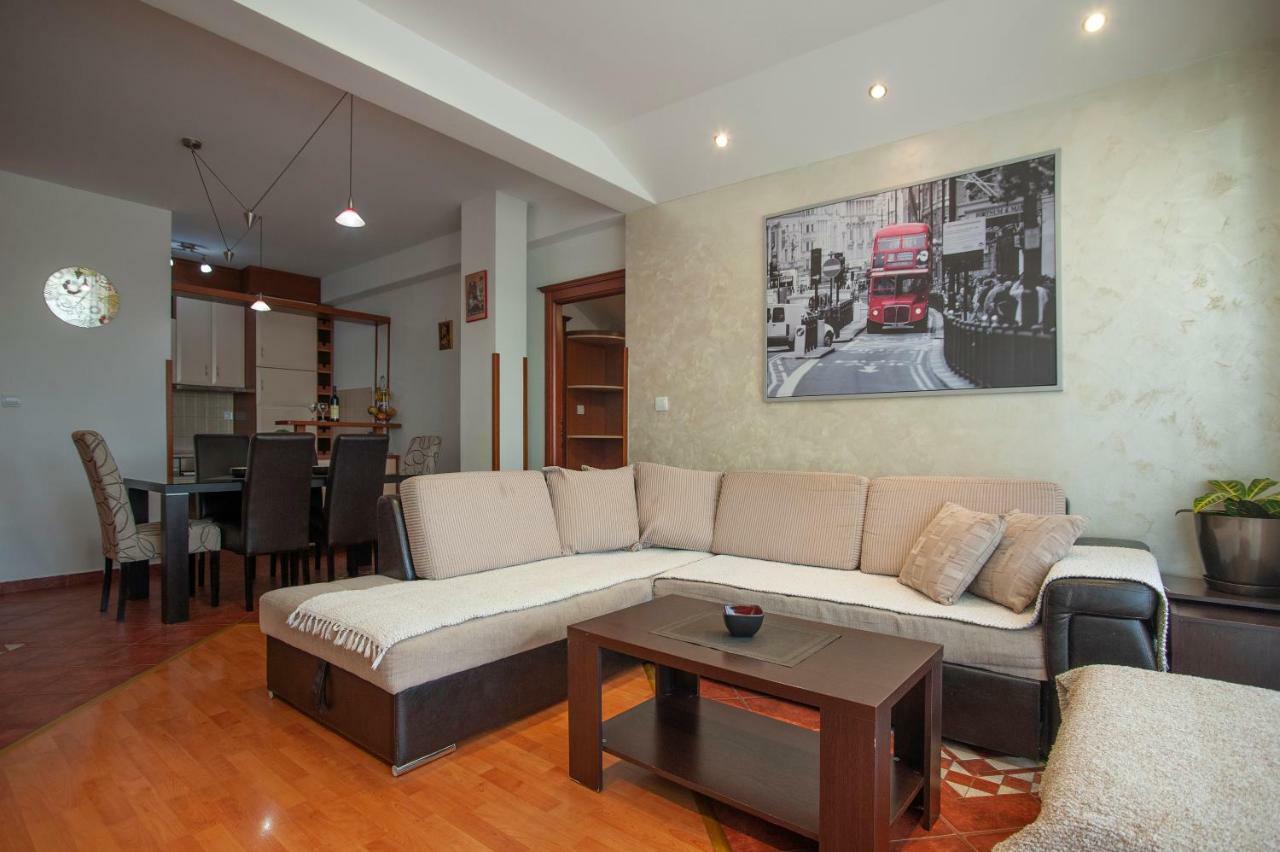 Apartment Dobrljanin Lux Budva